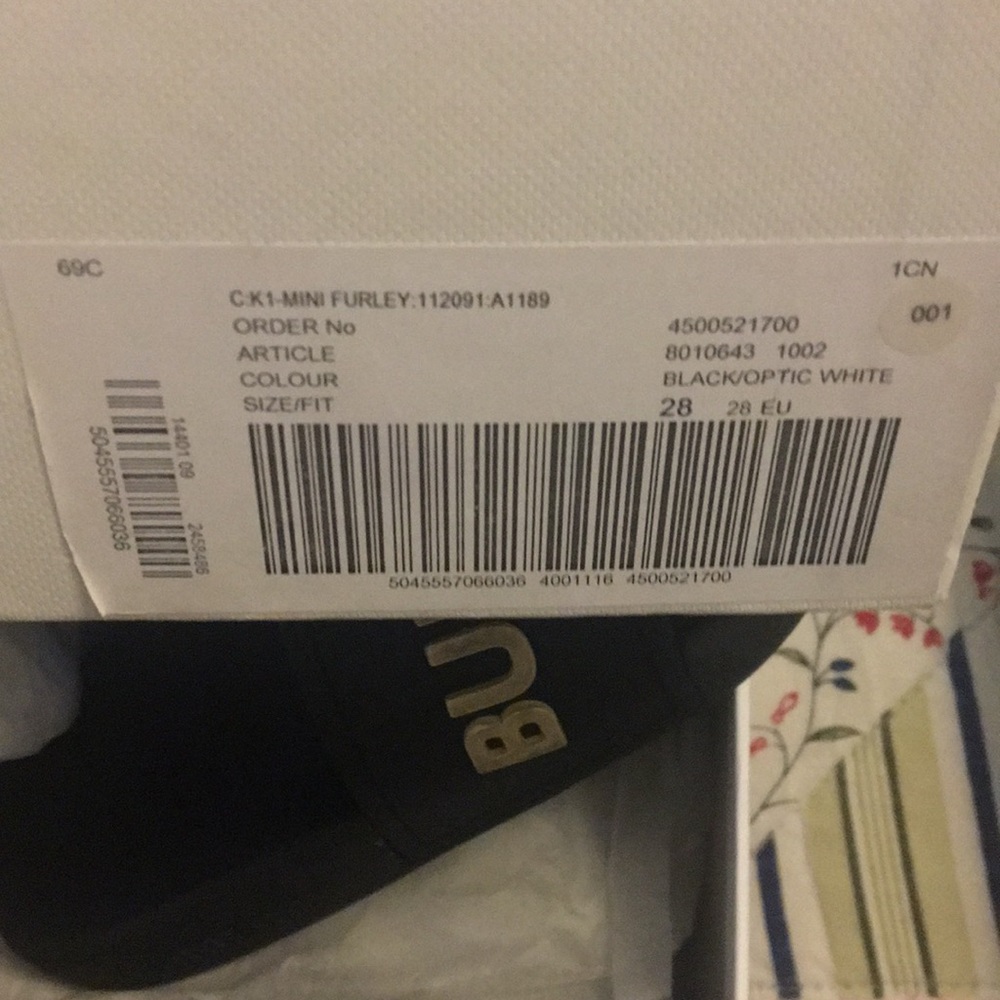 Kids Burberry flip flops